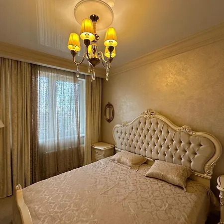 Apartment солидная 2к в центре аркадии *